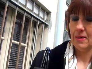 Sophie Pasteur wird von der Straße rekrutiert