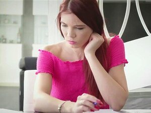 Habe meiner Stieftochter neue Dessous gekauft und sie hart gefickt