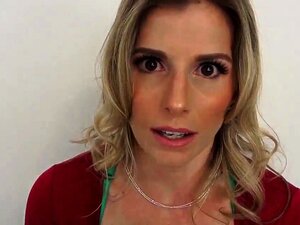 Mama lutscht trockenen xxx Cory Chase im Payback auf deinen Stiefvater