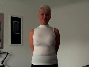 Hart gefickte reife Schlampe schluckt riesige Ladung Sperma
