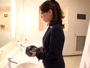 Heißeste japanische Tussi Yayoi Yanagida in Exotischer Fingerei,