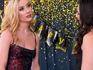 Stiefschwester Jazmin und Liz Tag haben Stiefvater Brock (Brock