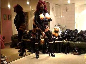 LatexGurlHierontaAndgaggingRoxina010508