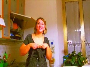 Домаћица пуши курац из 1950-их!