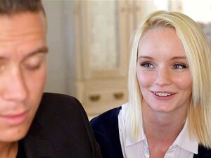 Muschi explodiert vor Orgasmen. Nasse, quietschende Muschi explodiert