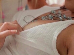 Еротски секс девојке и девојке