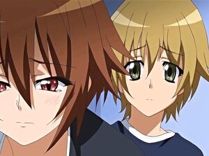 Zwei großbusige Hentai-Babes werden in einem Dreier geleckt und