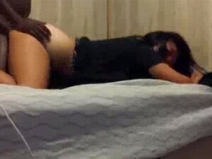 Betrügende Bbc-Schlampe nimmt ihren ersten Ausflug zu einem