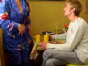 Gönne dir eine heiße und dampfende Kaffeepause mit der Freund deiner