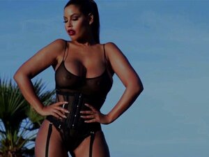 Међурасни анални тројац секс