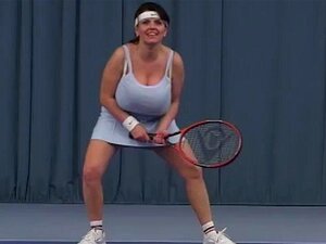 Schau dir jetzt riesige Titten Tennis an! - Tennis, große Titten,