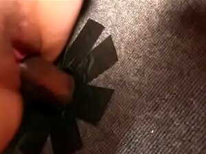 het brud kommer tillbaka för kuk på GloryHole 15