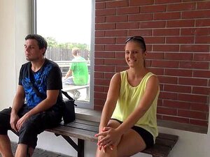 erittäin riskialtis vittu juna-asemalla