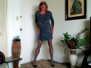 франи ЦД са задиркивањем у најлонкама