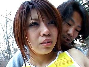 Super heiße japanische Babes treiben seltsamen Sex