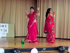 danza bollente nepalese