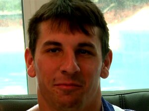 Ylimääräiset isot kyrvät esittelevät isokyrpäistä Scotty Cagea