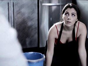 Врела европска собарица јебе се и јебе