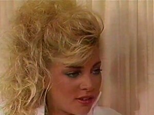 Buddy Love in Debbie macht alle zwei Filme, mach dich bereit,