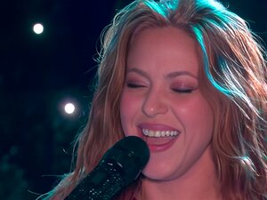 Schau dir jetzt die Superbowl-Halbzeitshow von Shakira & Jennifer