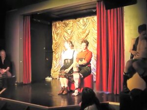 Burlesque Strip SHOW-34 Ali 111, Vereinigte Staaten