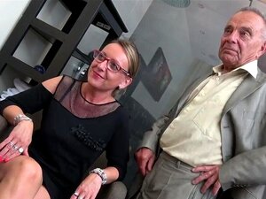 Die treuen Sekretärinnen des Großvaters
