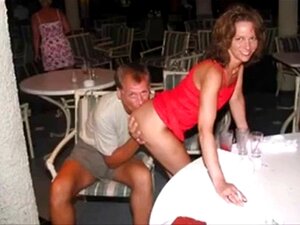 MOCHTEST DU ETWAS SPASS MIT MEINER FRAU. Ehefrauen, die die