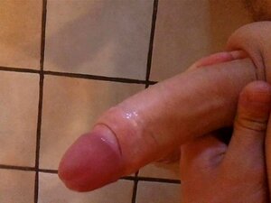 Handjob allein