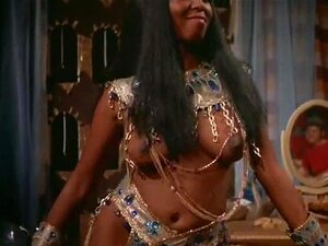 La splendida Cleopatra che bacia il suo amico (1970)