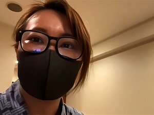 Atami travel burst schlief ein, nachdem er ins Haus zurückgekehrt