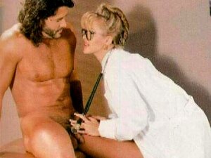 Name des Playgirl Centerfold Milf Doctor Mom Model?