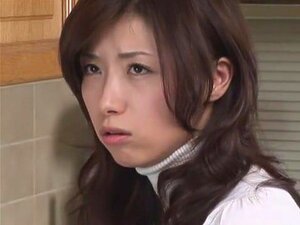 Unglaubliches japanisches Model Tsubaki Katou in dem heißesten