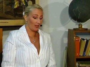 Großtittige deutsche Schlampe - Kathleen White #4, Kathleen ist eine