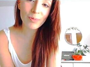 Katso tätä seksikästä korkeakouluopiskelijaa, joka rakastaa