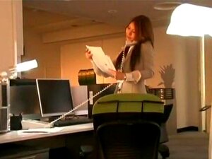 OL Raw Nakadashi, Office Lady Sana hat diesen Drang, immer zu