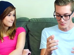 Alaina Dawson & Buddy Hollywood: Großer Arsch Hüpft Zurück