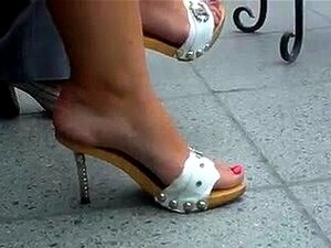 Heißer Fußfetisch mit Julia