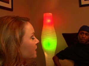 Punapää milf panee jokaisen bbc:n näkyvillä