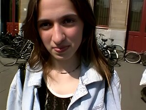 Tania (noch eine) zeige Harry