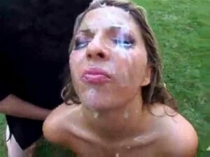 Sperma-Gesichtsbesamung. Sperma-Gesichtsbesamung