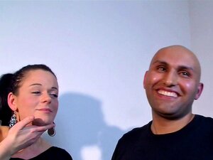 Cuckold-Tausch Deutsche Ehefrau Lisa mit Fremdem bei MMF-Dreier