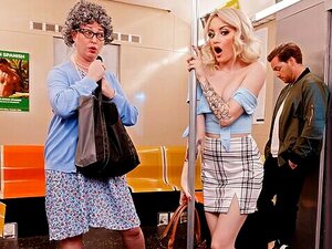 Erlebe die wilde Fahrt einer nymphomanen Schönheit mit großen