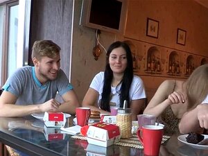 La gioia più grande nella sessione di gruppo. L'azione di gruppo