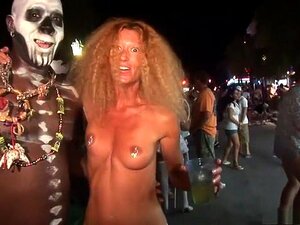 Beste Pornodarstellerin in exotischem Gruppensex, blonder Sex-Clip. Du