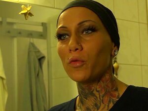 Kitty Core in Cumming On Her Rige Tits Movie, Ein geiler Amateur