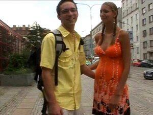 Prachtige seks voor een hete teef. Dit soort geile teef verdient zeker