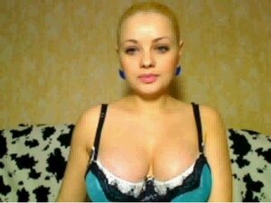 busty blonde webcam-model
